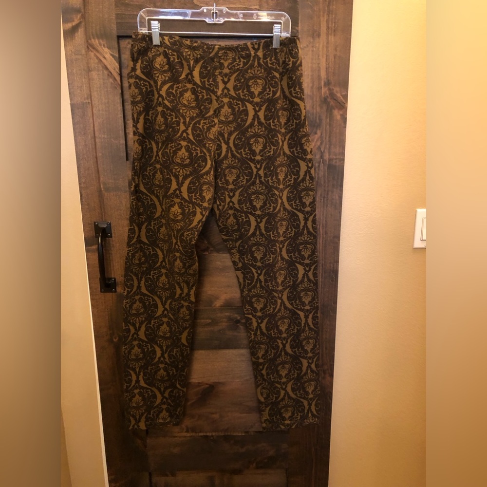 Print pull on stretch pant by Women with Control